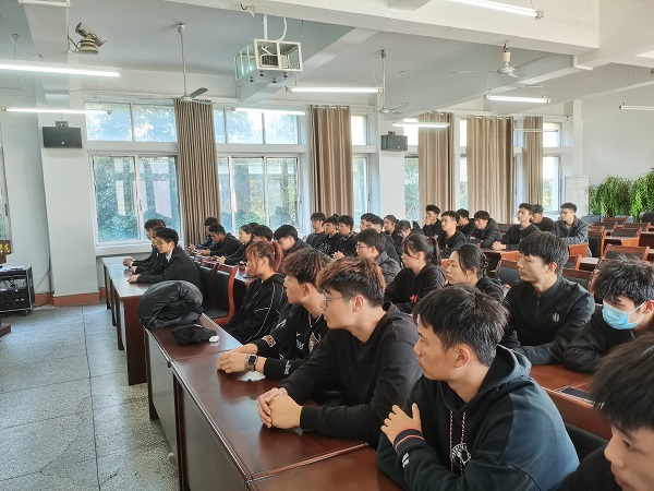 说明: C:\Users\Administrator\Desktop\2026世界杯官网“青马工程”第一期大学生骨干培训班开班2021.11.12\2026世界杯官网“青马工程”第一期大学生骨干培训班开班2021.11.12\3.jpg